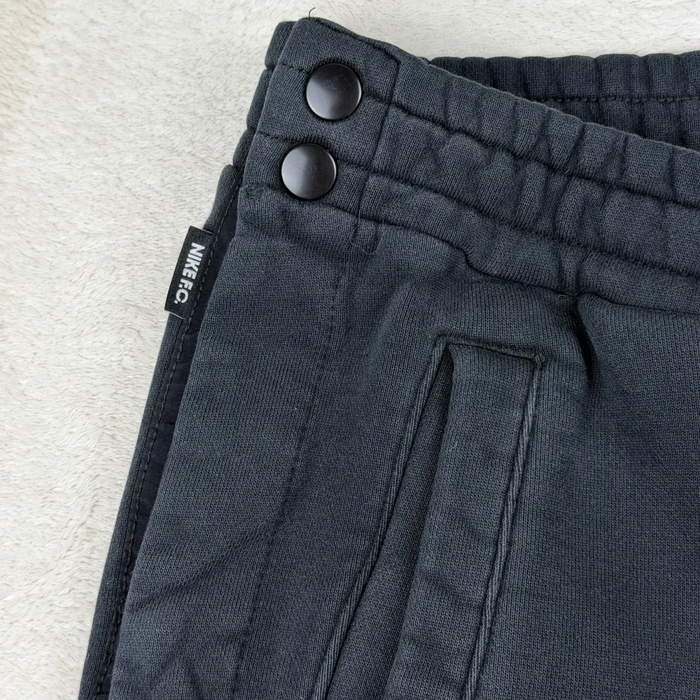 Nike Men's F.C. Fleece Jogger Soccer Pants Side Snaps‎ Black Size L, CV1488-010